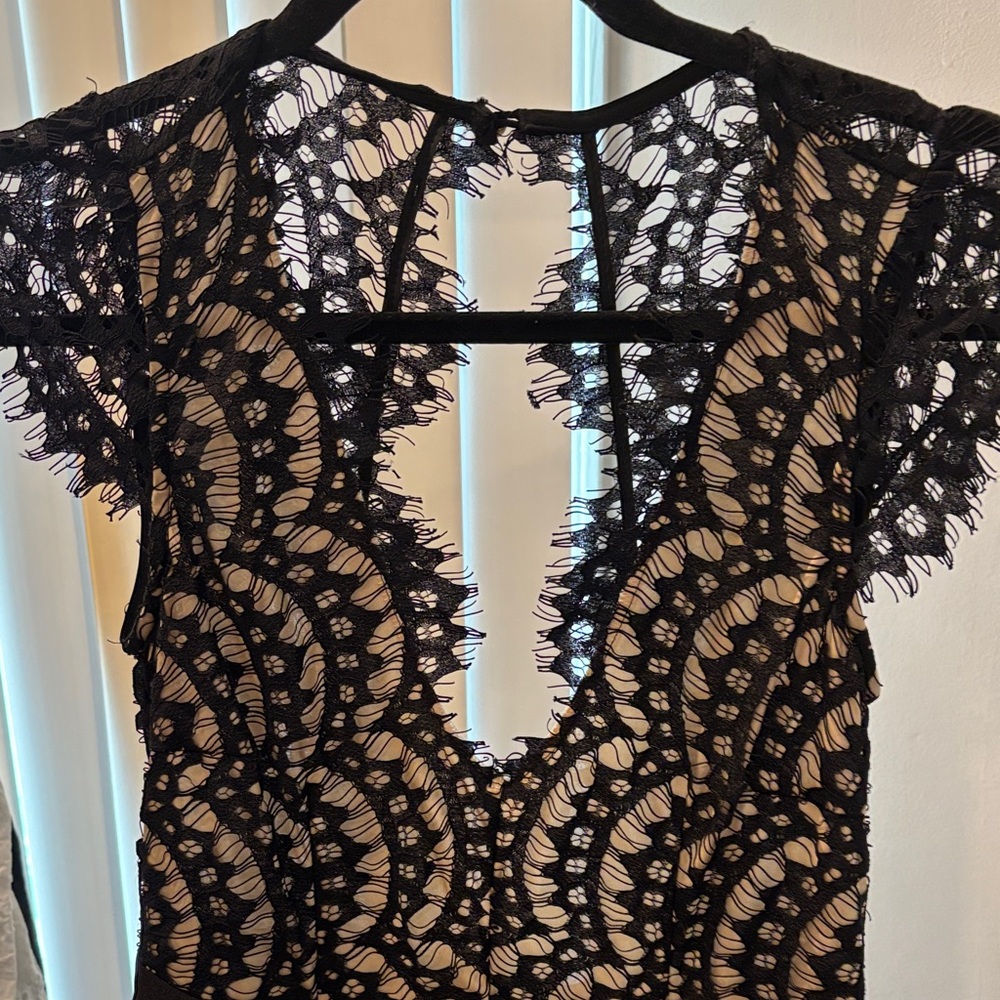 Elegant Black Lace Cocktail Dress